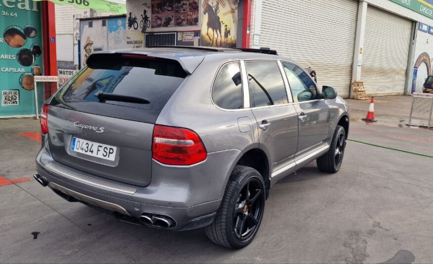 Porche Cayenne S