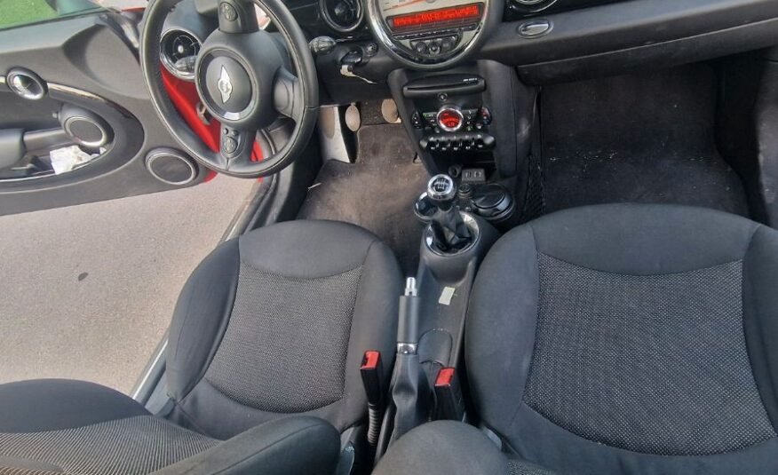 MINI Cooper D