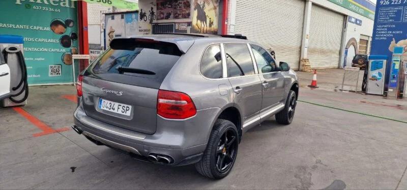 PORSCHE Cayenne S