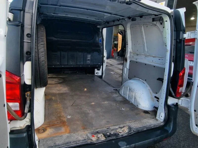 MERCEDES-BENZ VITO 114 CDI