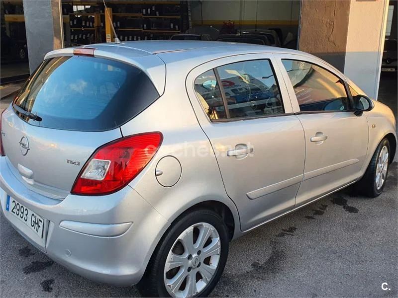 OPEL CORSA COSMO 1.3 CDTI MTA