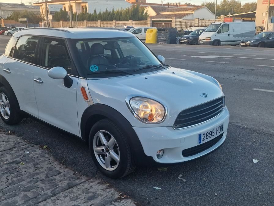MINI COOPER Countryman 1.6 Cooper Auto