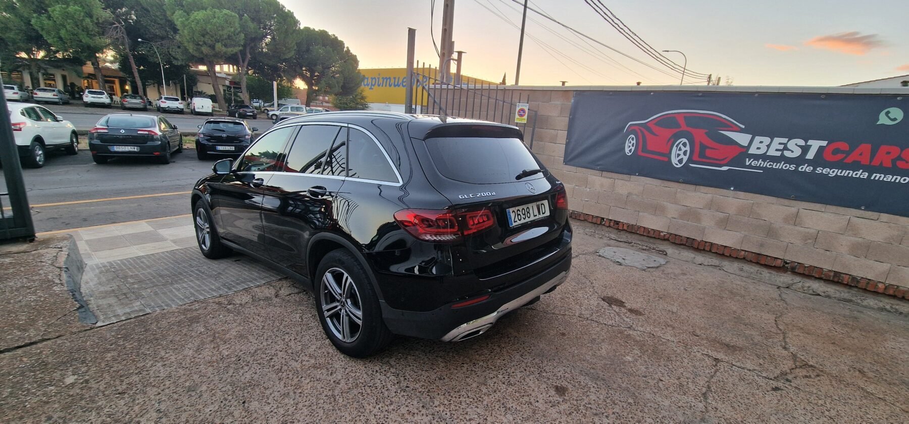 MERCEDES-BENZ GLC 200 D 4 matic