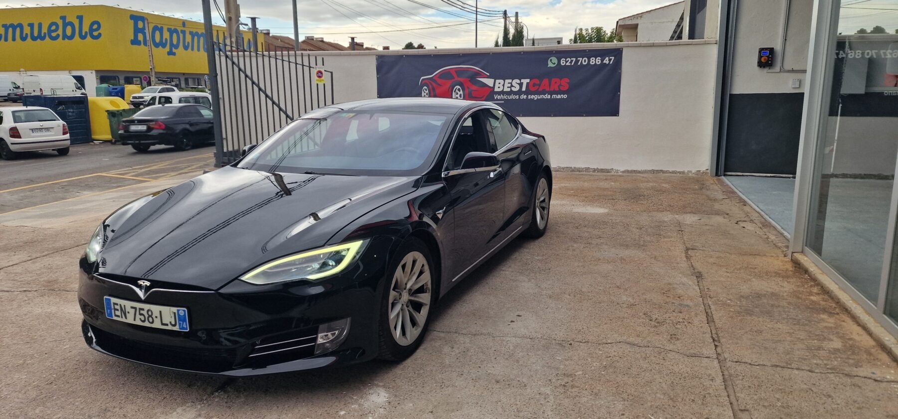 TESLA model S S75D