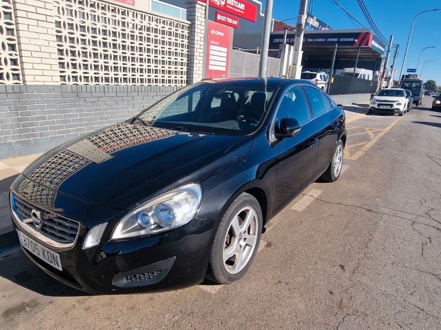 VOLVO S60 1.6 D2 Kinetic