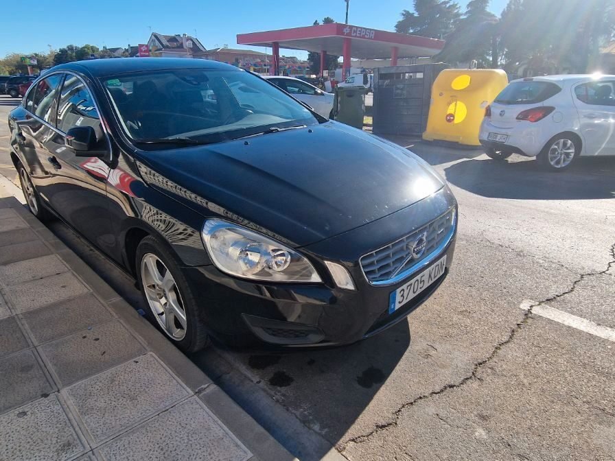 VOLVO S60 1.6 D2 Kinetic