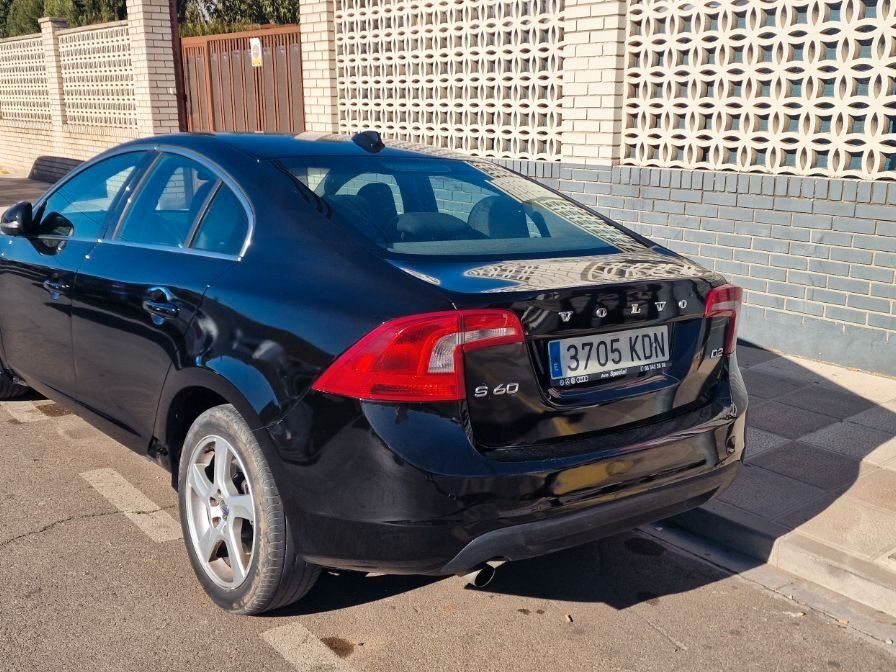 VOLVO S60 1.6 D2 Kinetic
