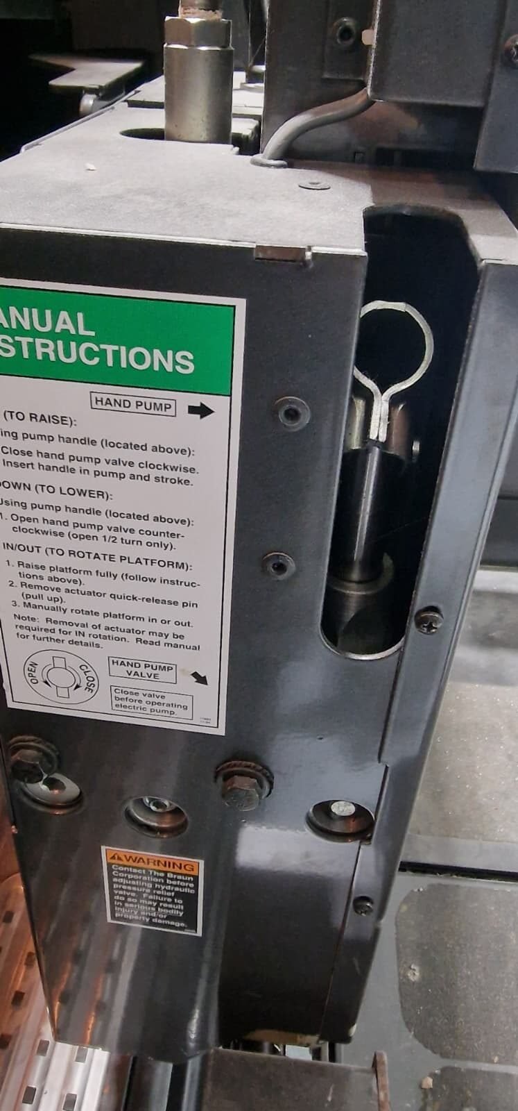 VOLKSWAGEN MULTIVAN HIGHLINE