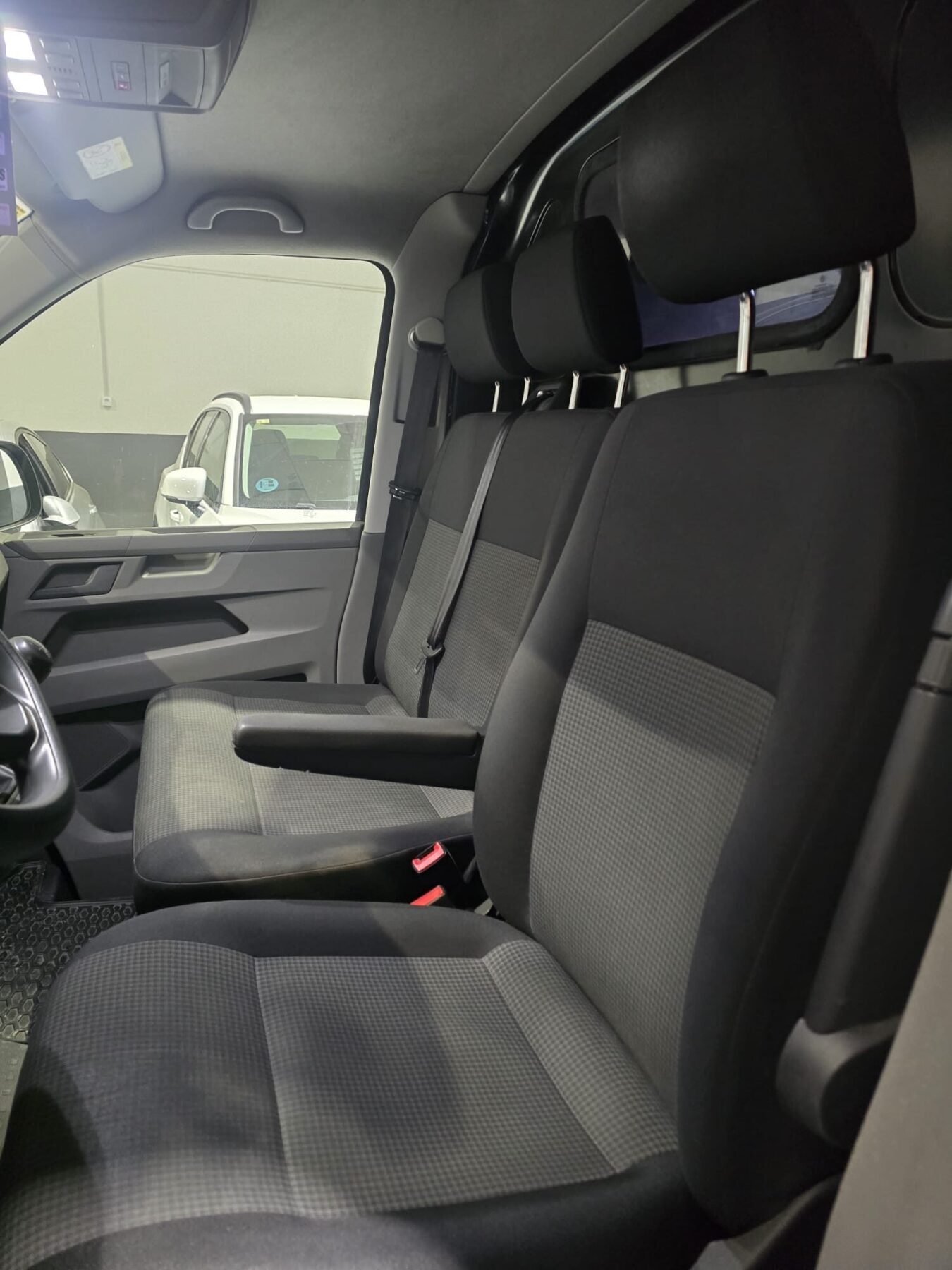 VOLKSWAGEN TRANSPORTER Furgon Largo TN 2.0 TDI 81kW 110CV