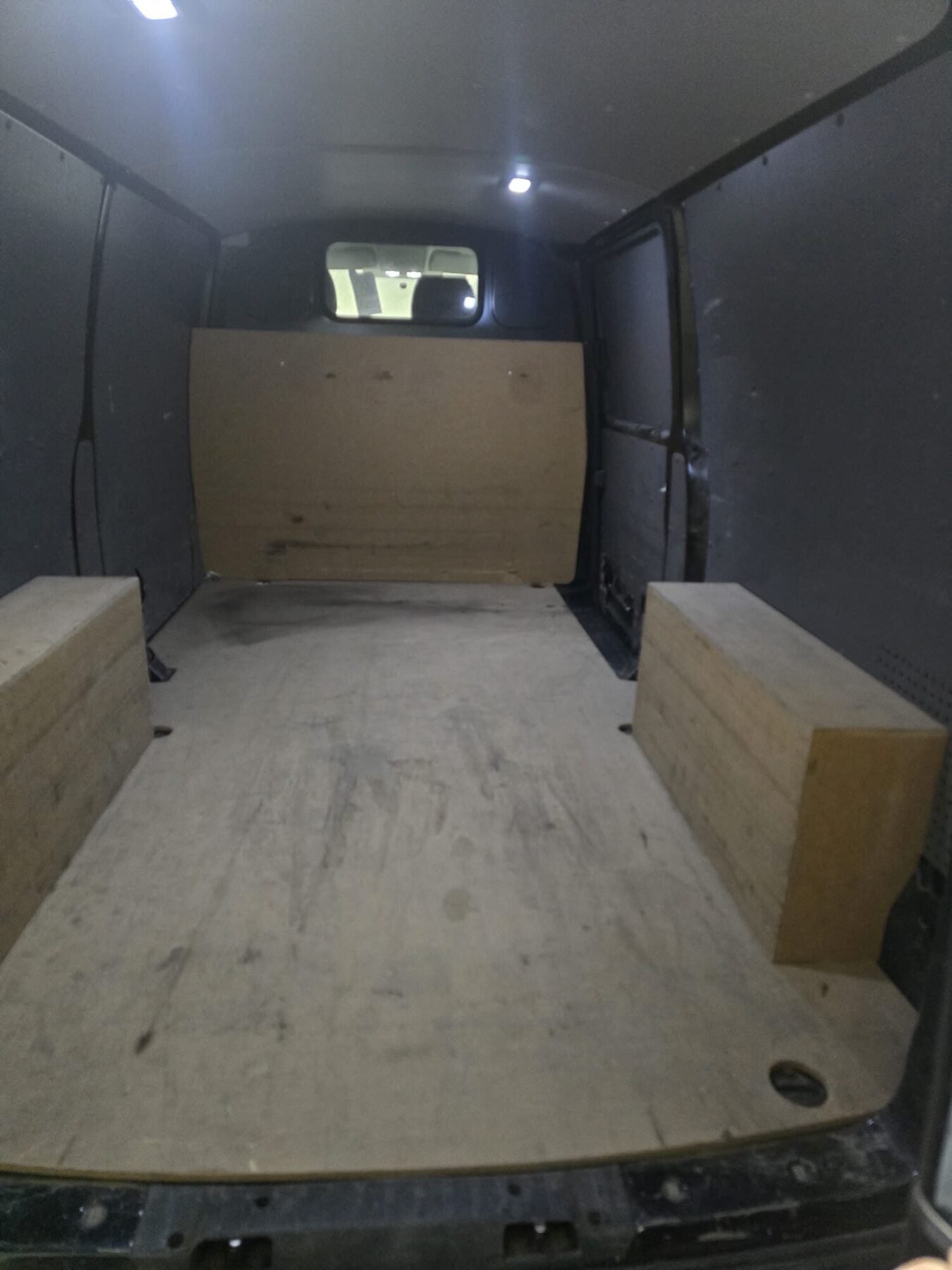 VOLKSWAGEN TRANSPORTER Furgon Largo TN 2.0 TDI 81kW 110CV