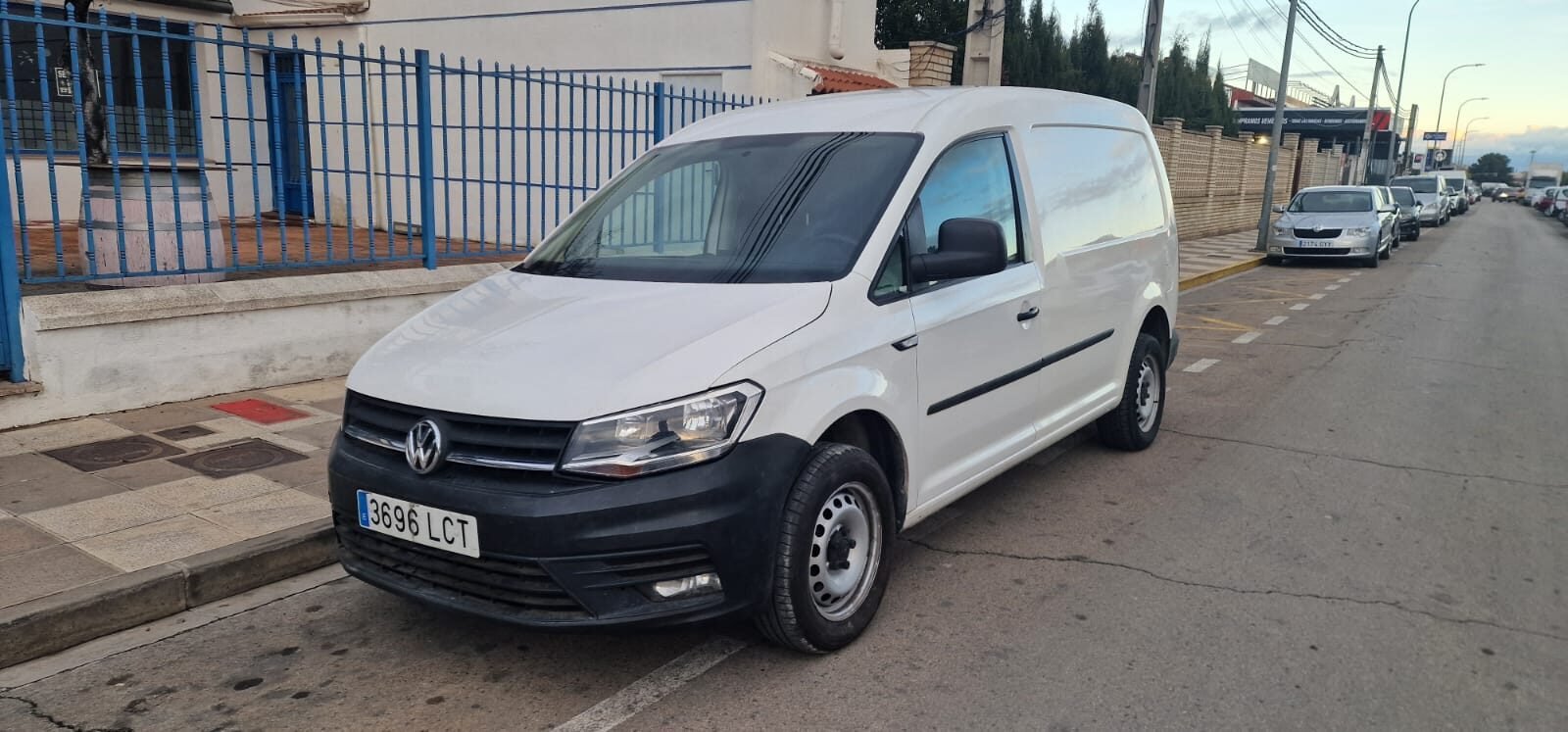 VOLKSWAGEN CADDY 1.4