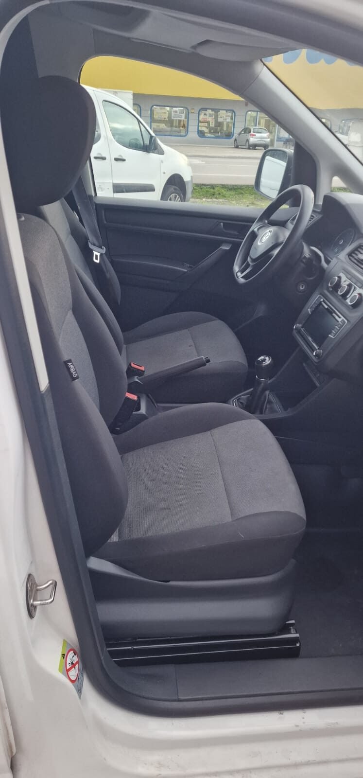 VOLKSWAGEN CADDY 1.4