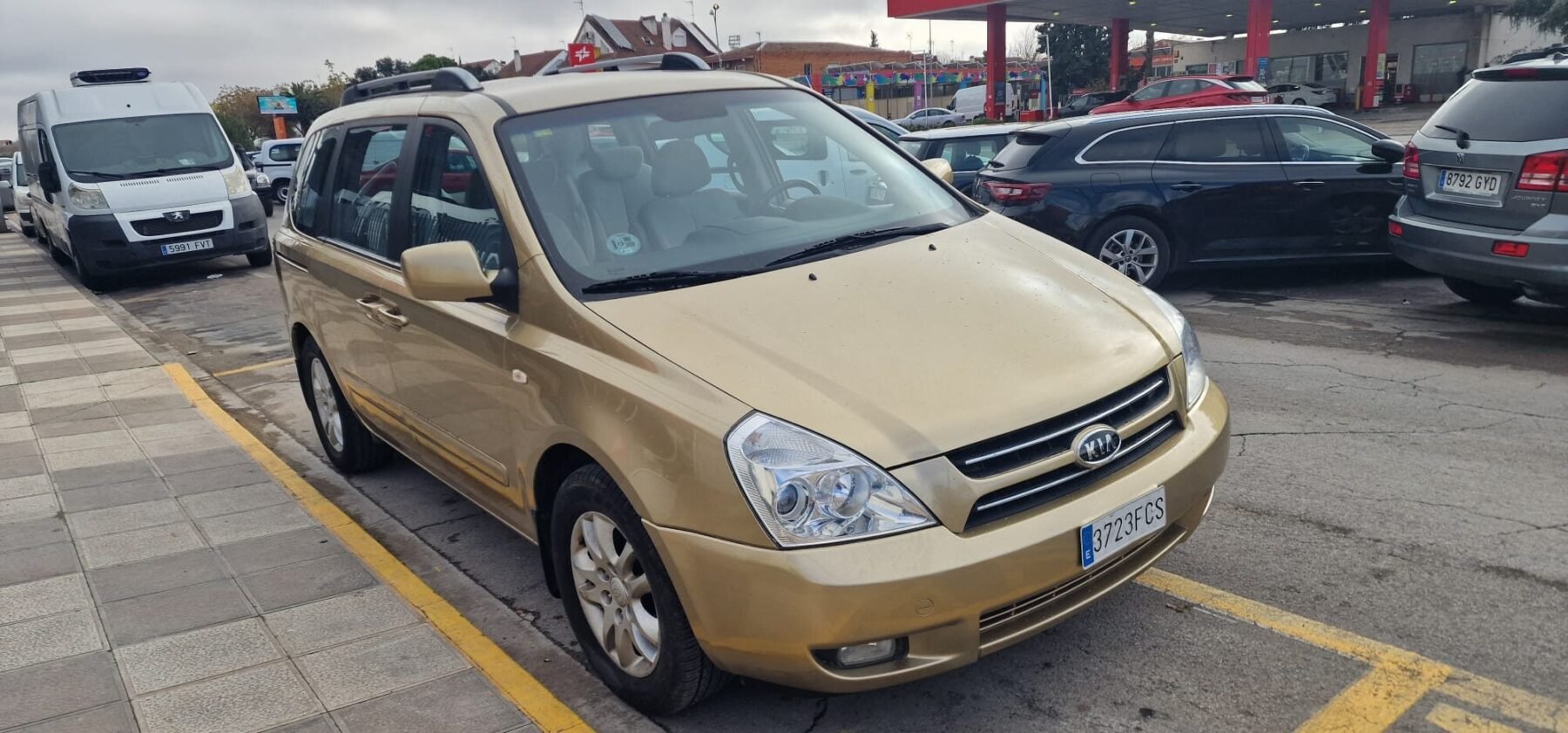 KIA carnival 2.9 CRD