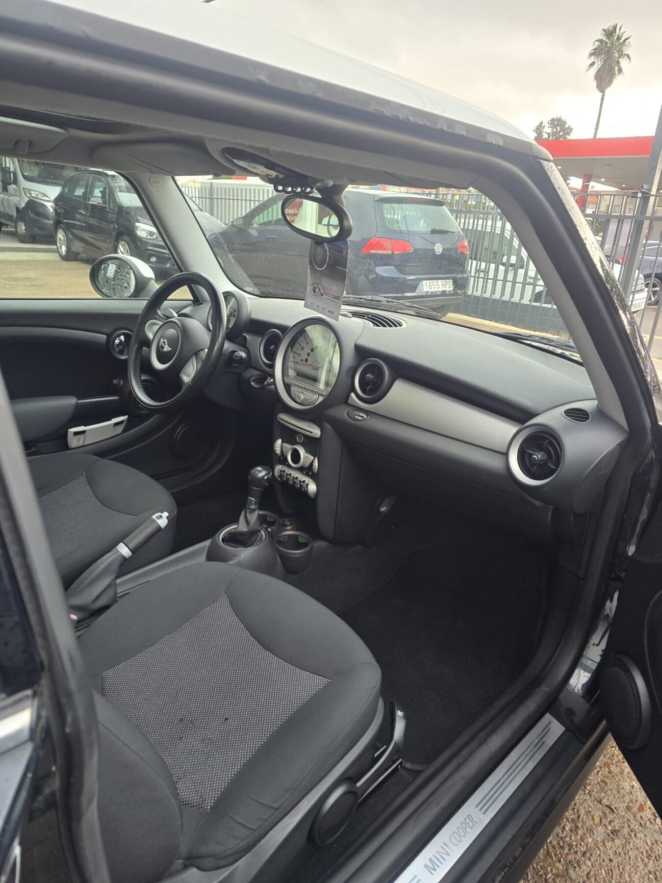 MINI COOPER 1.6