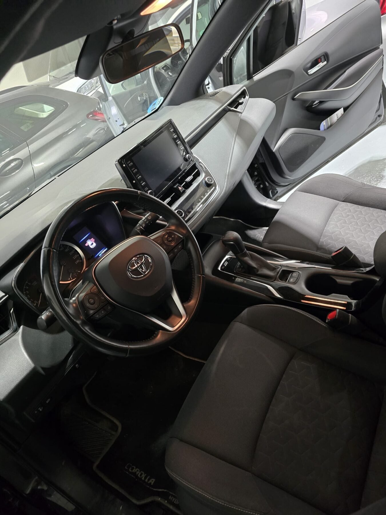 TOYOTA COROLLA 1.8 125H ACTIVE TECH ECVT
