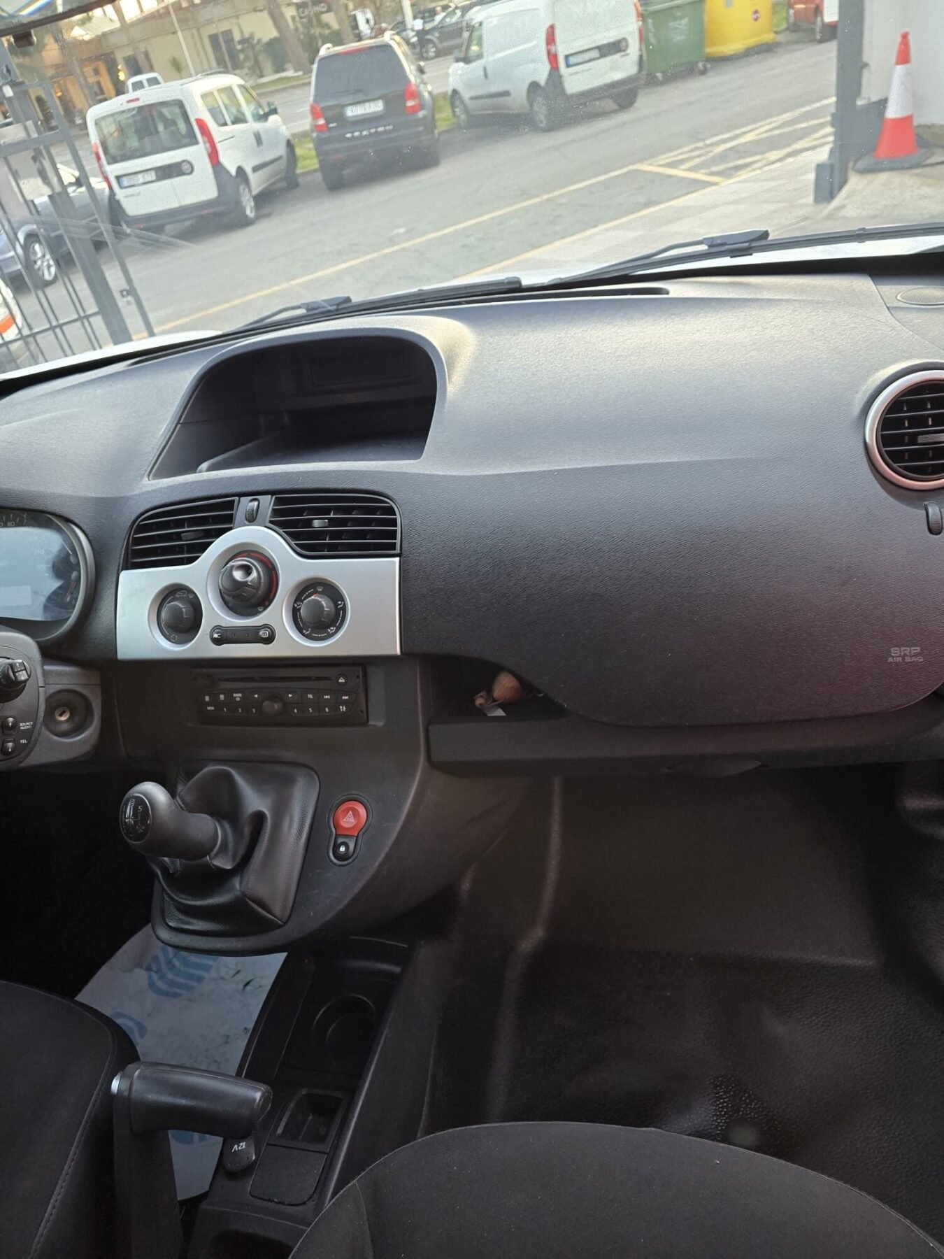 RENAULT kangoo