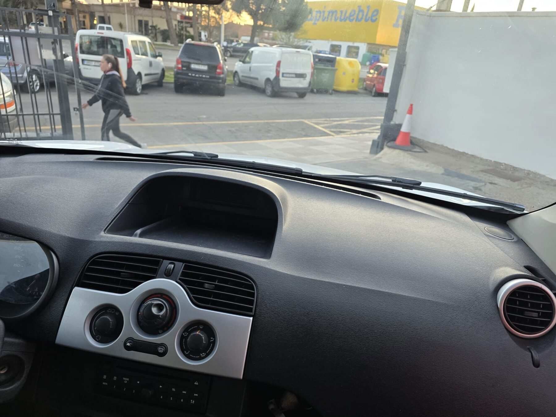 RENAULT kangoo