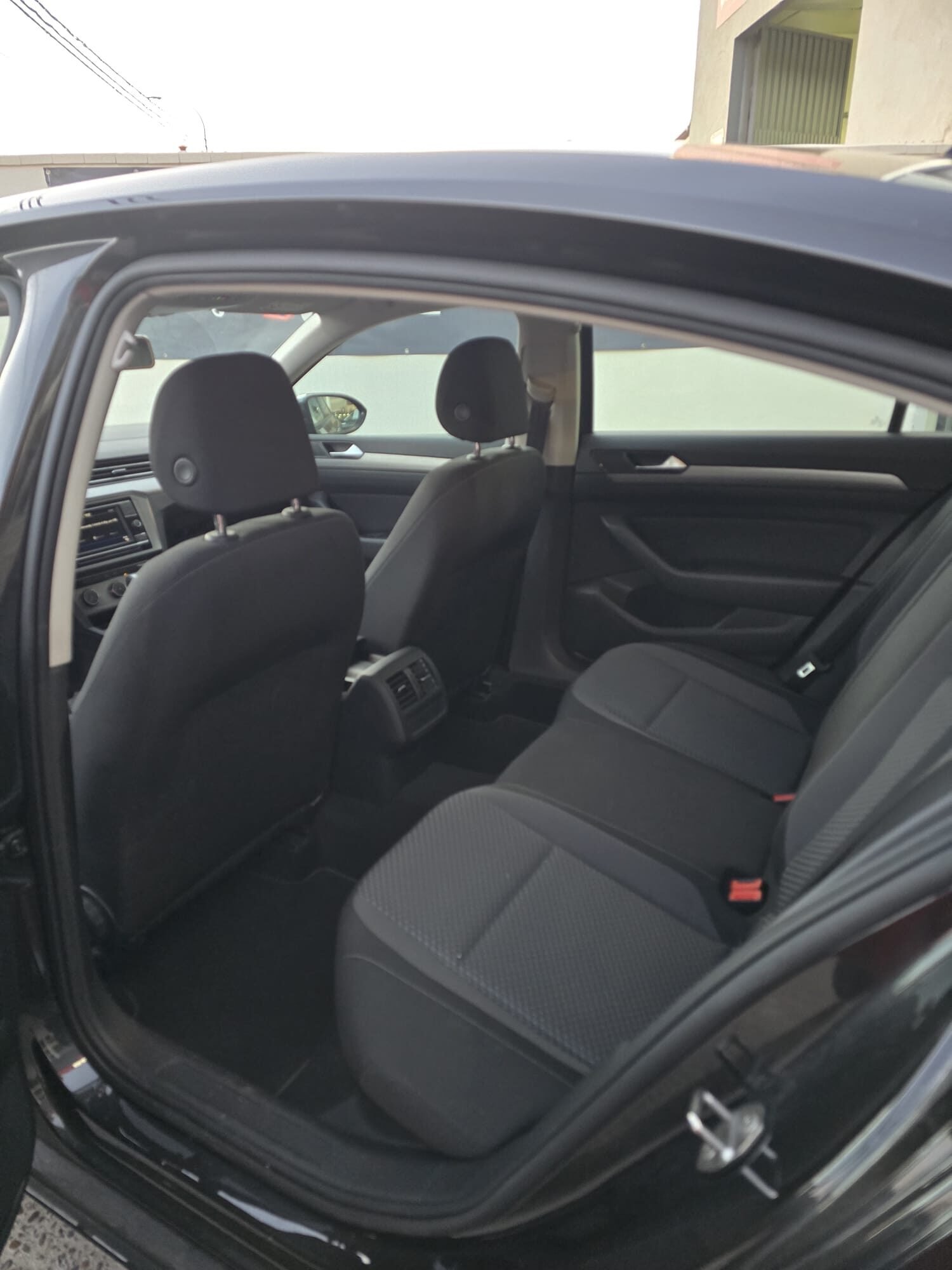 VOLKSWAGEN PASSAT 2.0 TDi