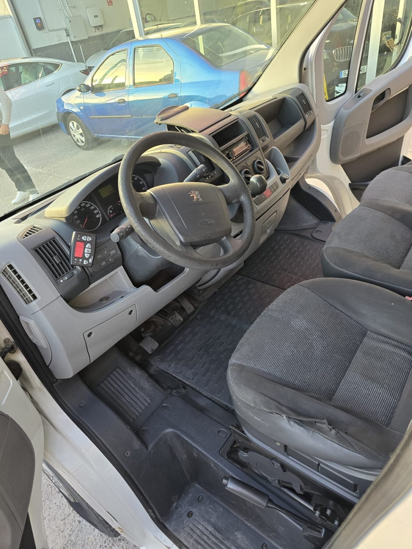 PEUGEOT BOXER 2.2