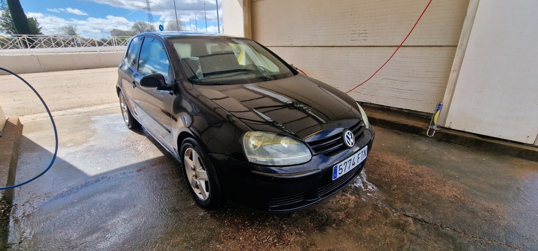 VOLKSWAGEN GOLF 2.0 TDi