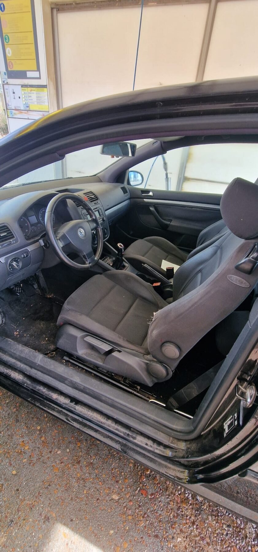 VOLKSWAGEN GOLF 2.0 TDi