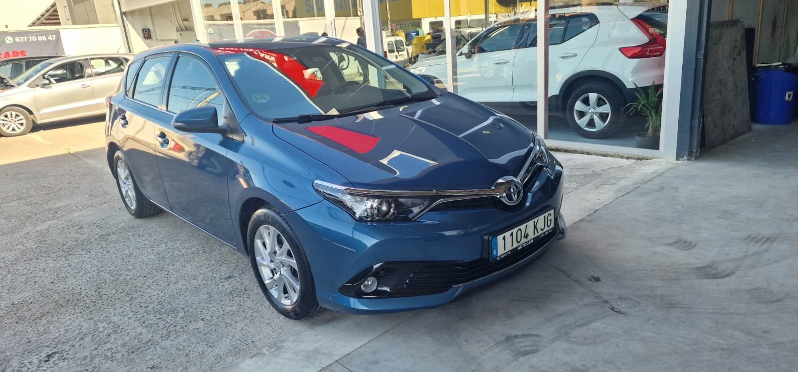 TOYOTA AURIS 1.2 Active