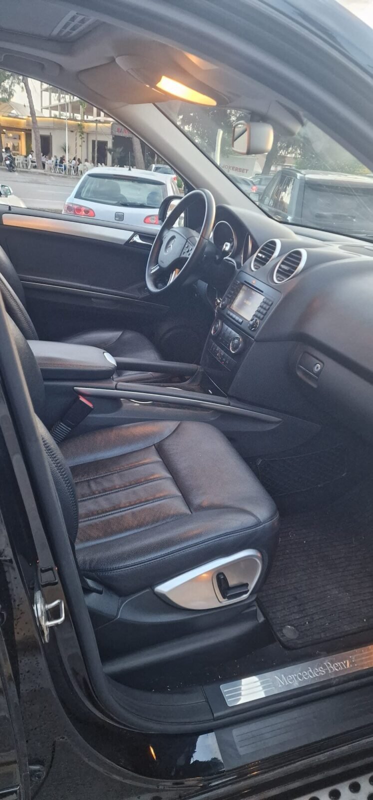 MERCEDES-BENZ ML 350