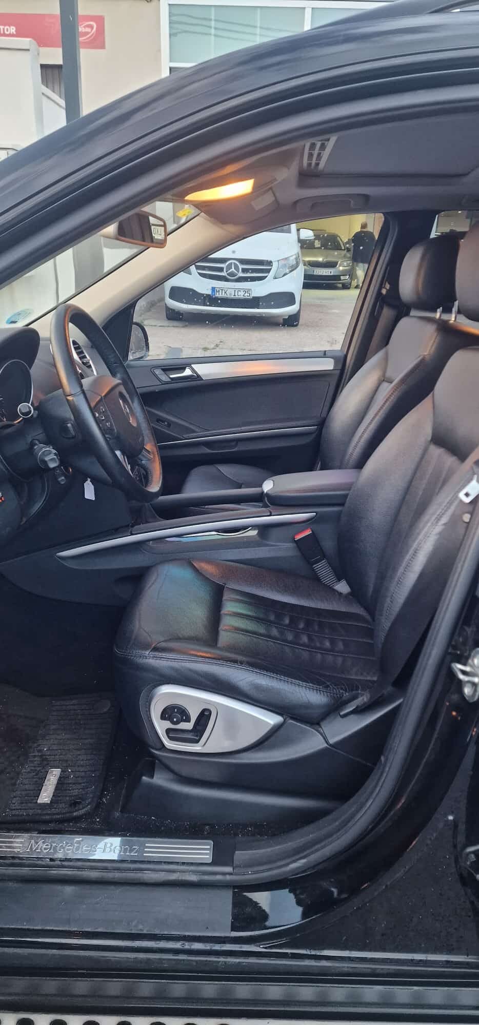 MERCEDES-BENZ ML 350