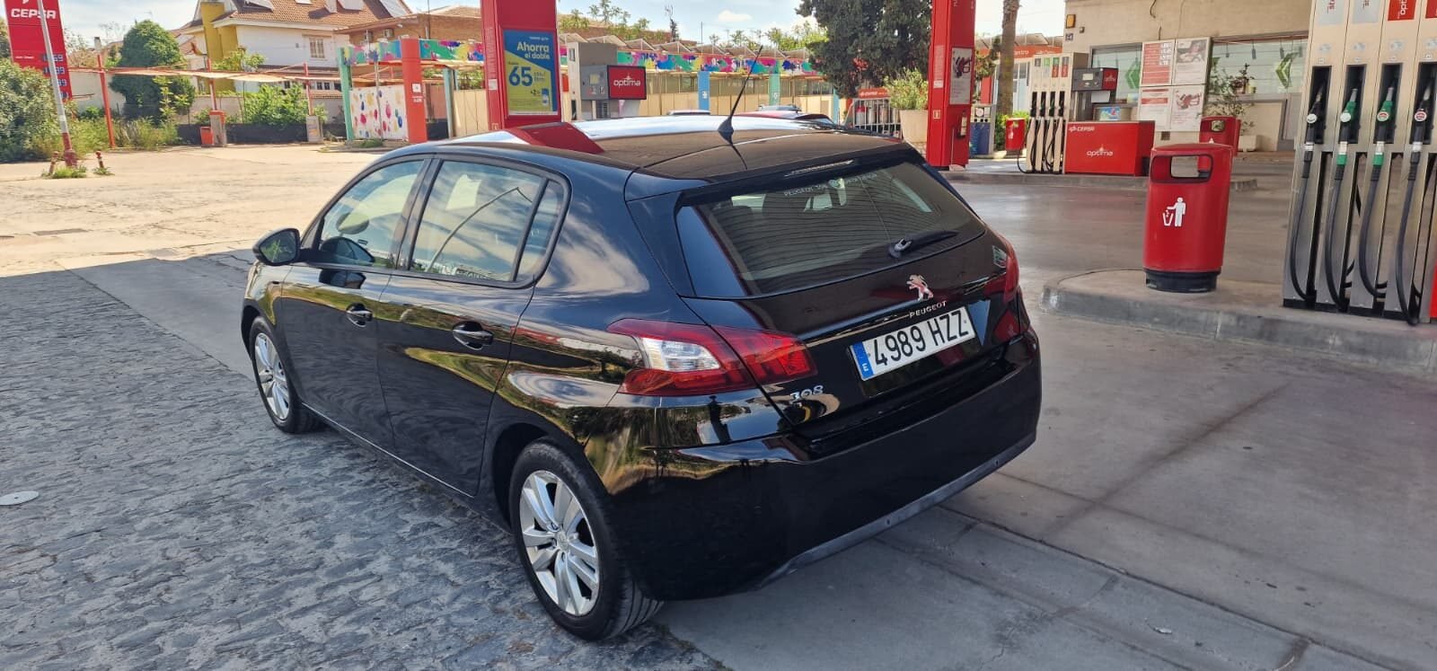 PEUGEOT 308 1.2