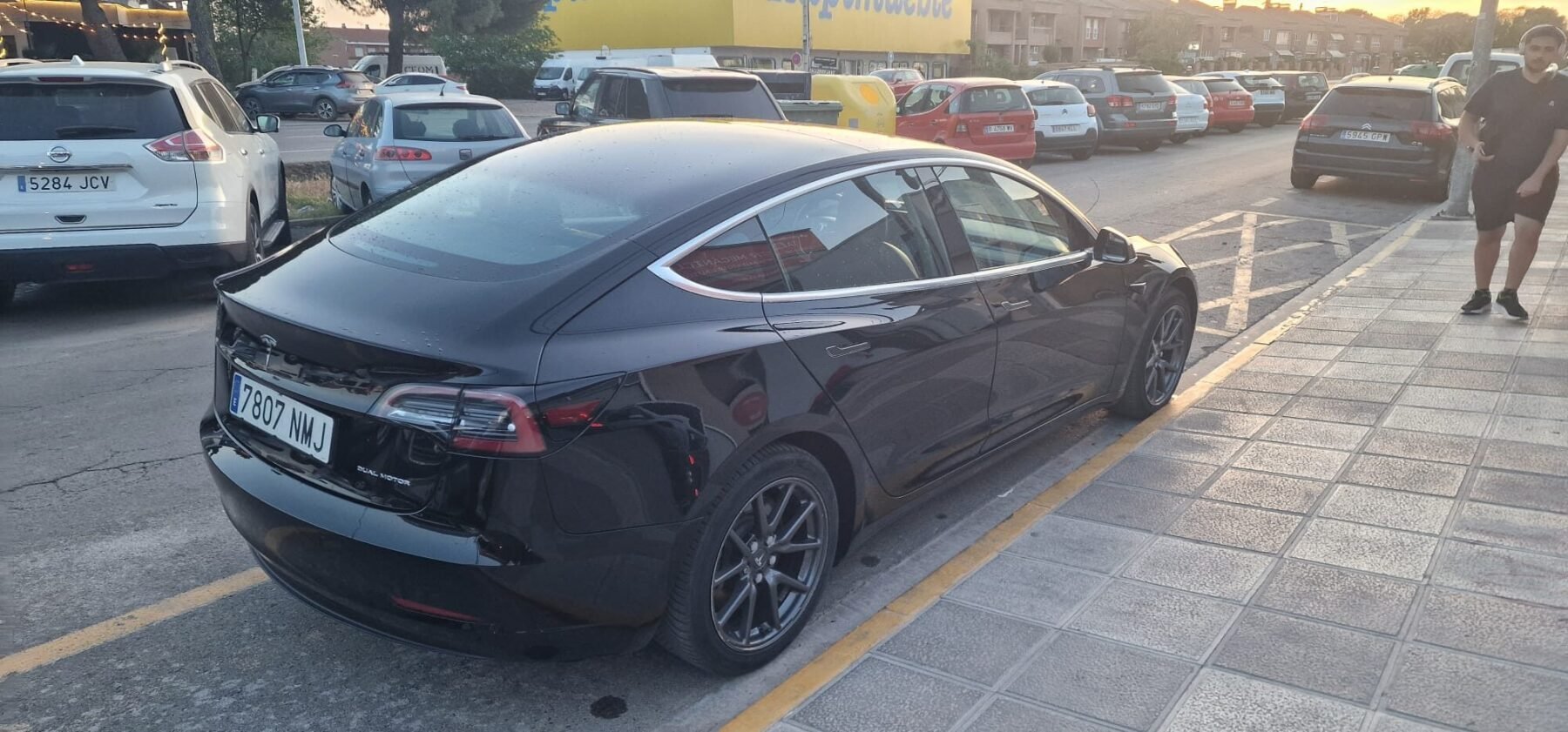 TESLA MODEL 3 gran autonomia AWD