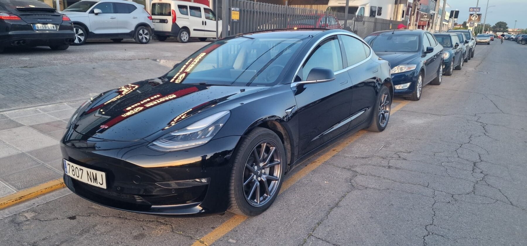 TESLA MODEL 3 gran autonomia AWD