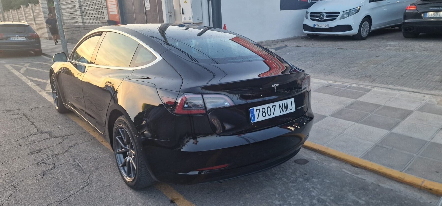 TESLA MODEL 3 gran autonomia AWD