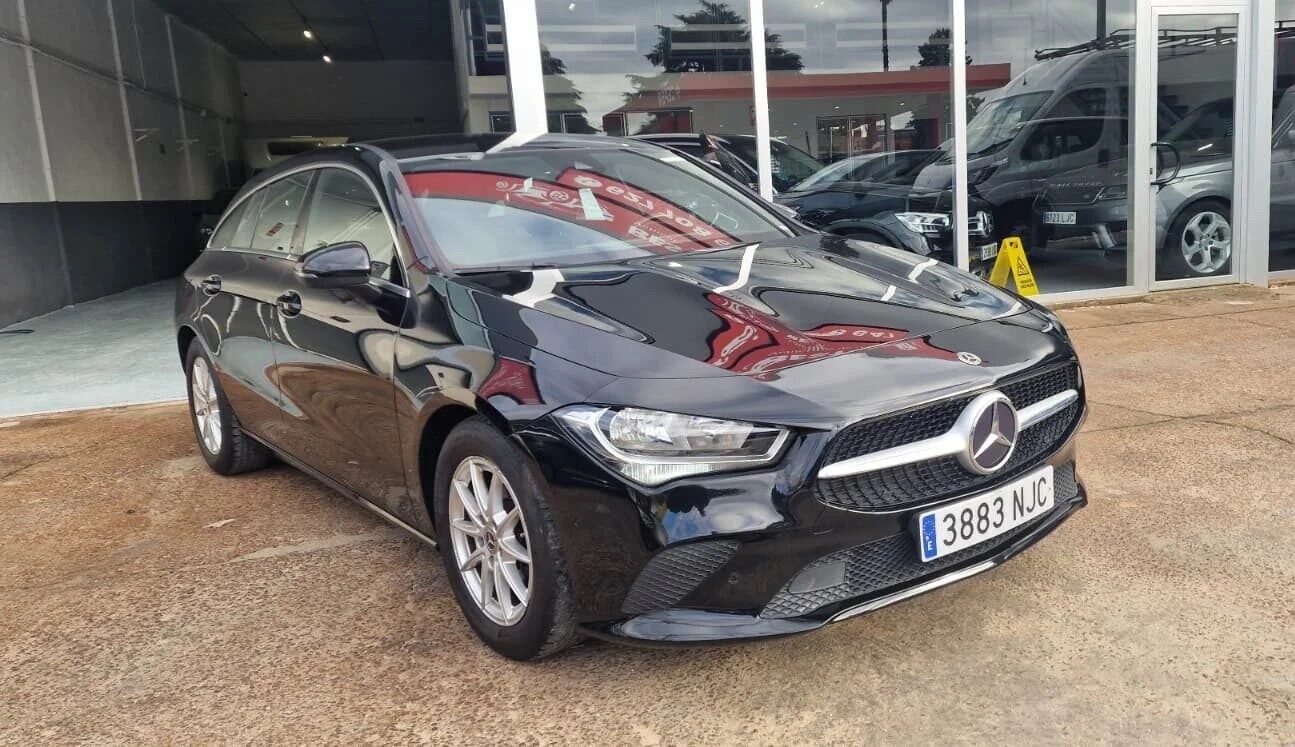MERCEDES-BENZ CLA 180d