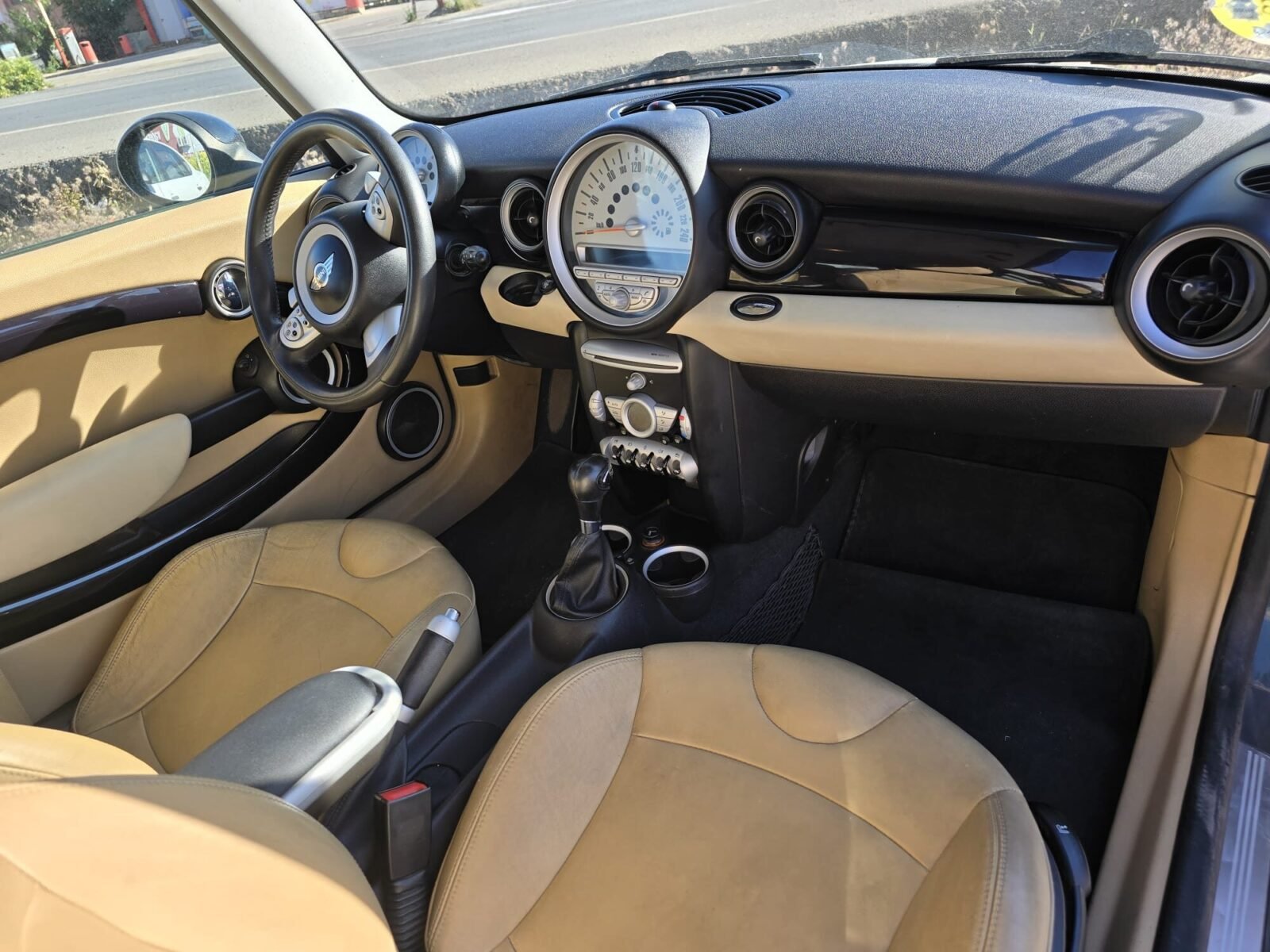 MINI CLUBMAN 1.6