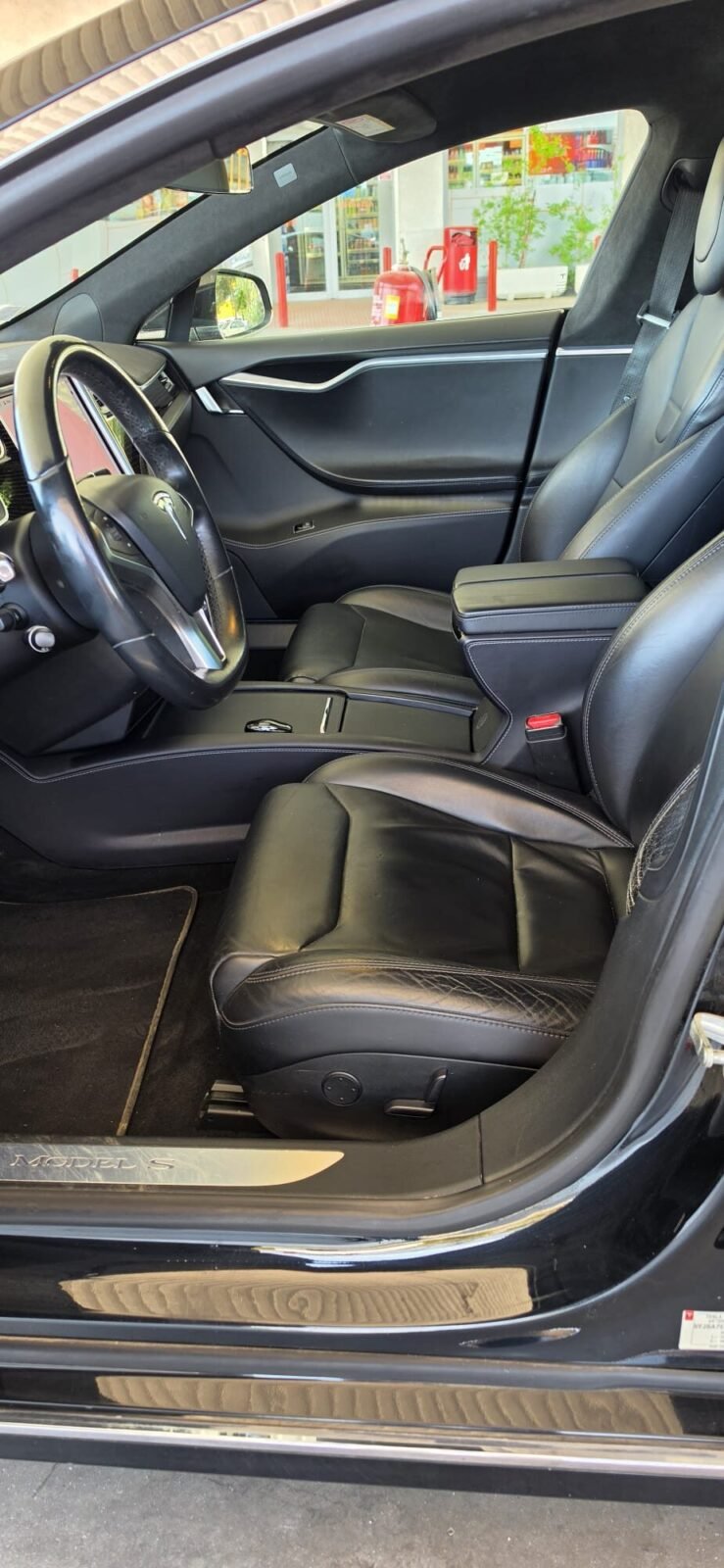 TESLA model S S75D