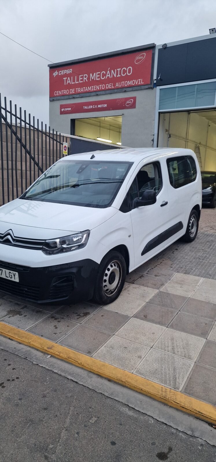 CITROEN BERLINGO talla M BlueHDi 100 SS live