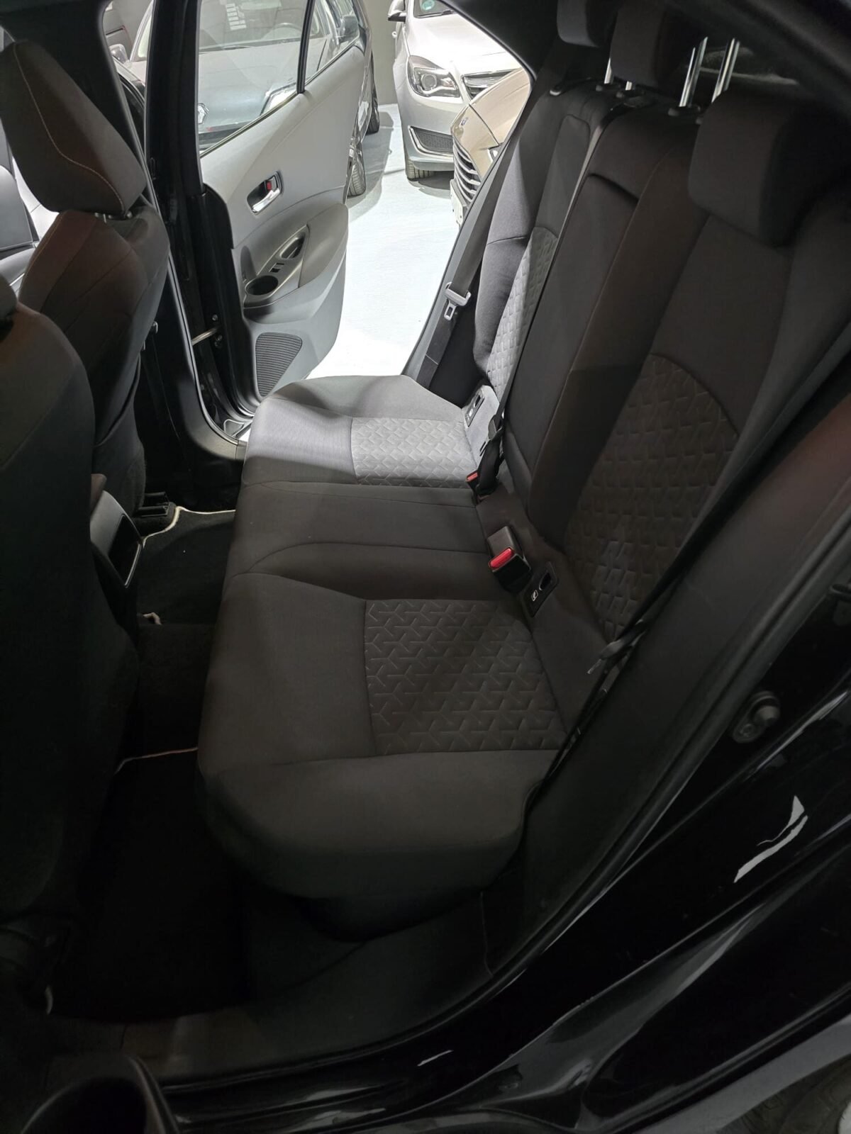TOYOTA COROLLA 1.8 125H active tech ecvt