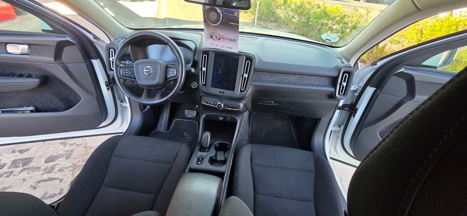 VOLVO XC40 1.5 T3 BUSINESS PLUS AUTO