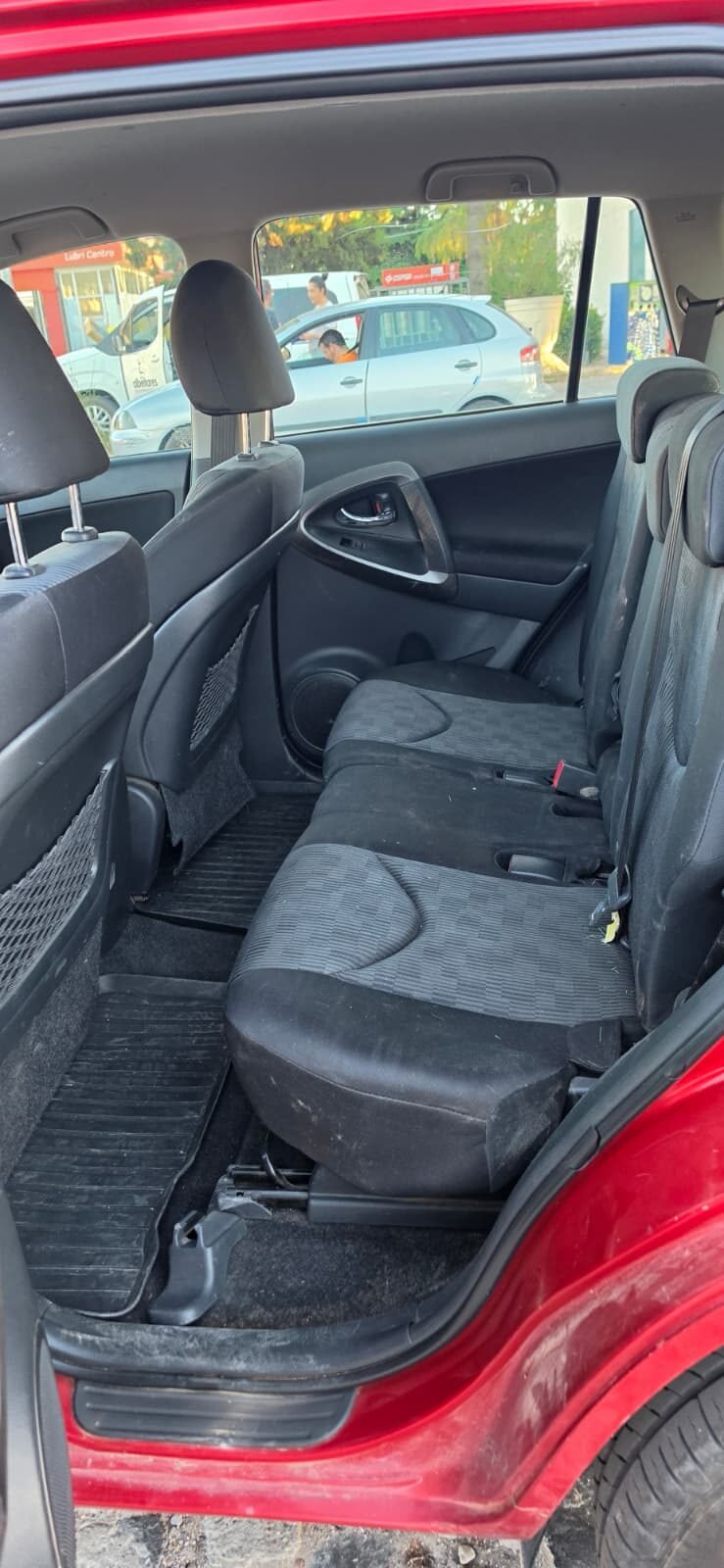 TOYOTA RAV4 2.2