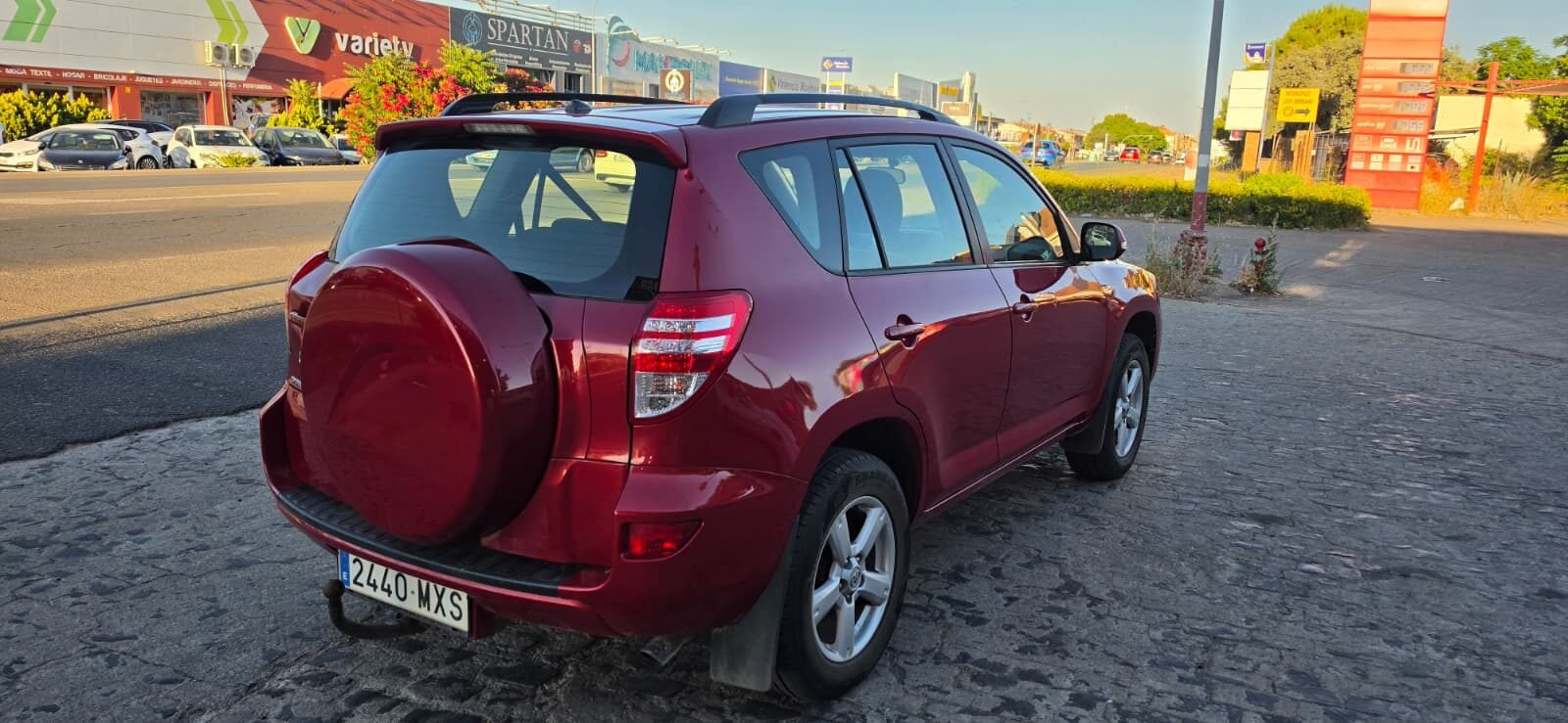 TOYOTA RAV4 2.2