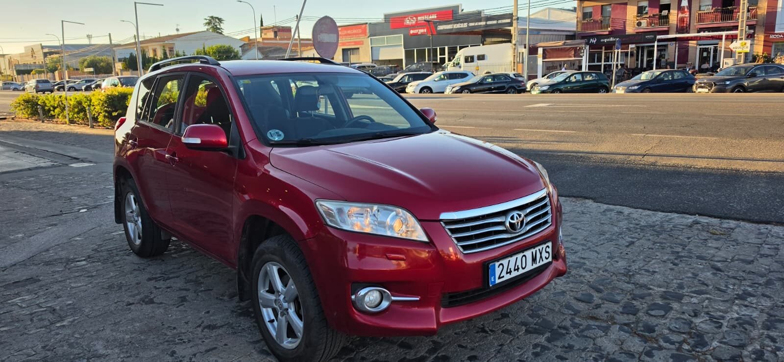 TOYOTA RAV4 2.2