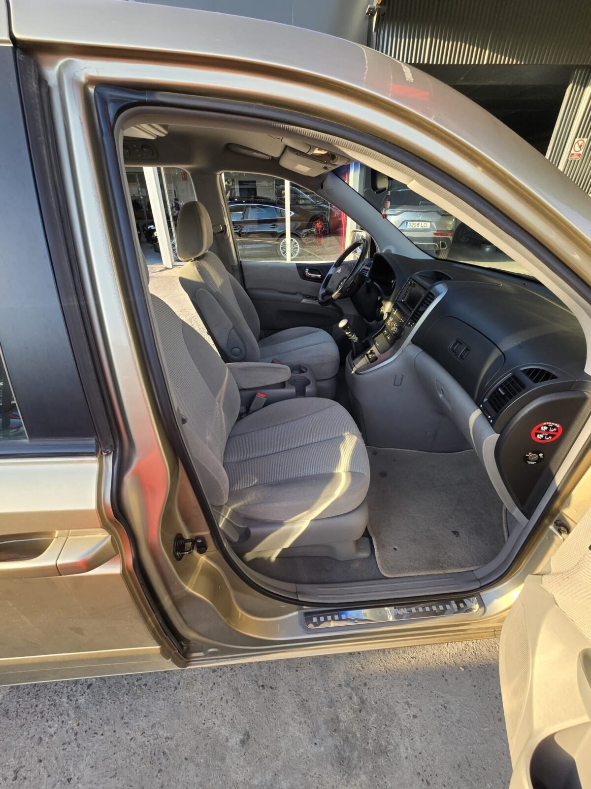 KIA carnival 2.9 CRD