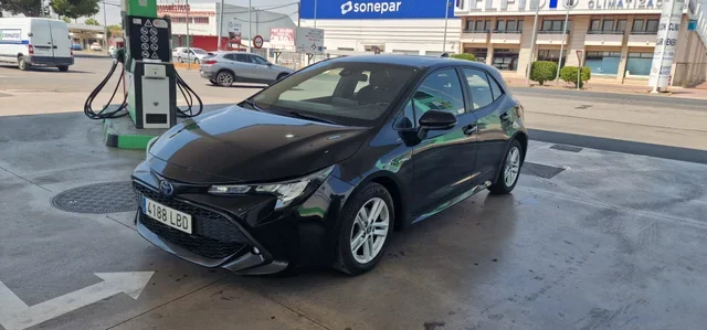 TOYOTA COROLLA 1.8 125H active tech ecvt