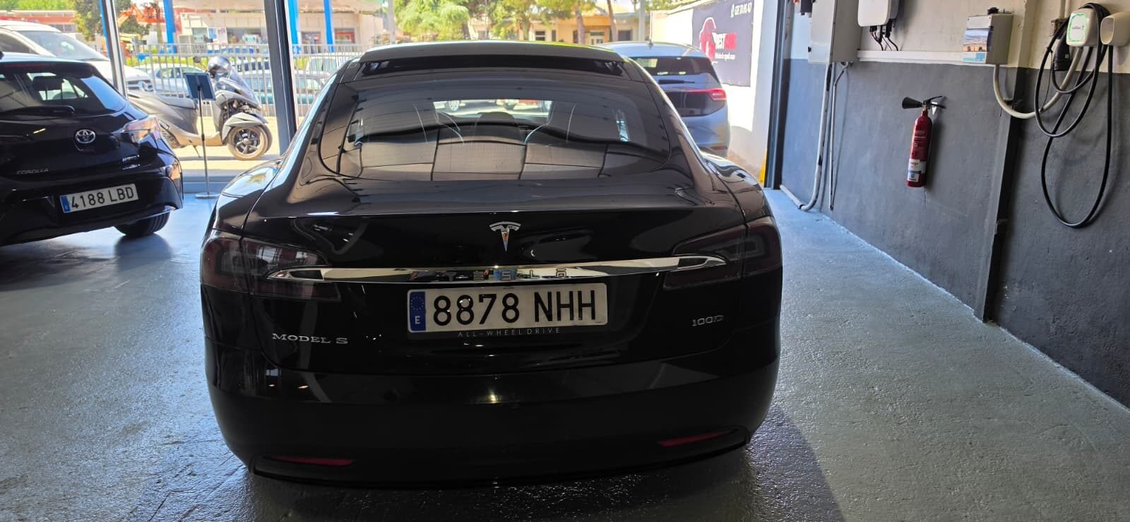 TESLA model S 100