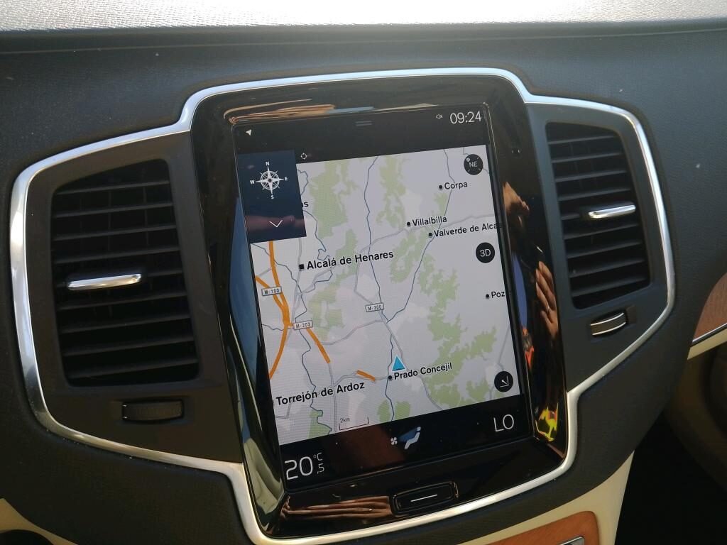VOLVO XC90 2.0 B5