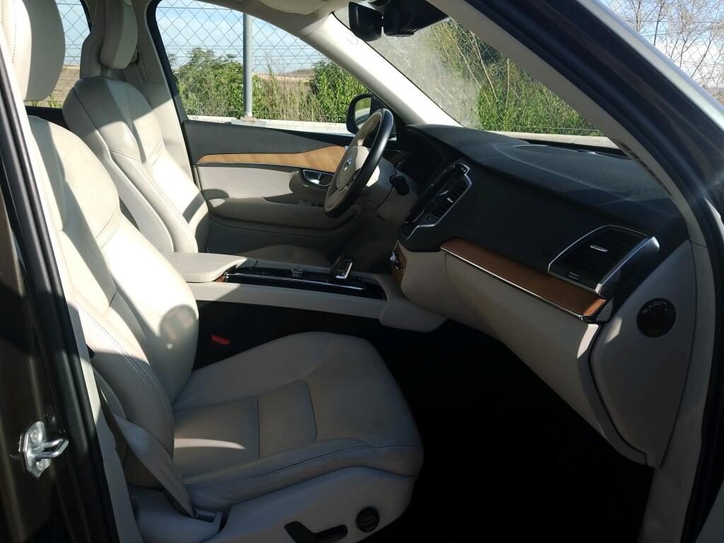 VOLVO XC90 2.0 B5