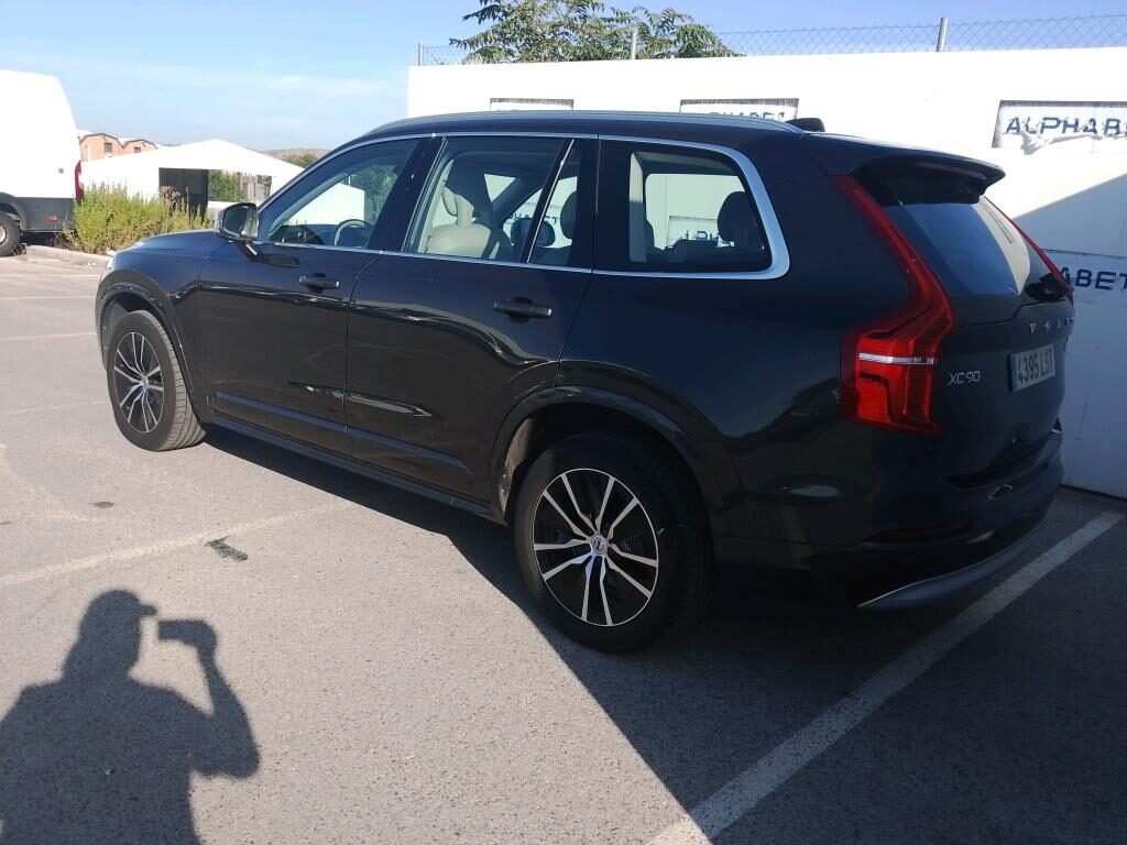 VOLVO XC90 2.0 B5