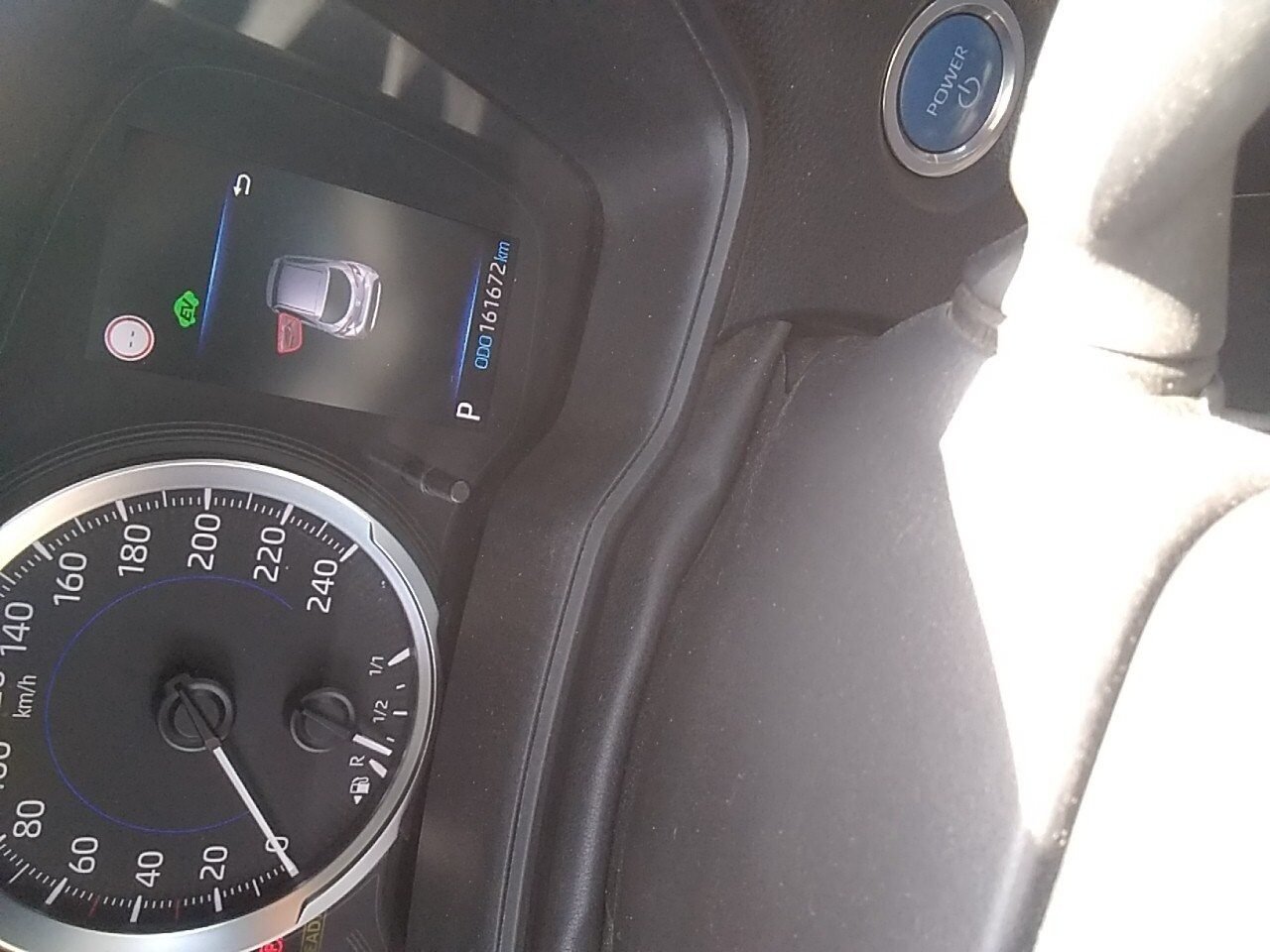 TOYOTA COROLLA 1.8 140H active tech ecvt