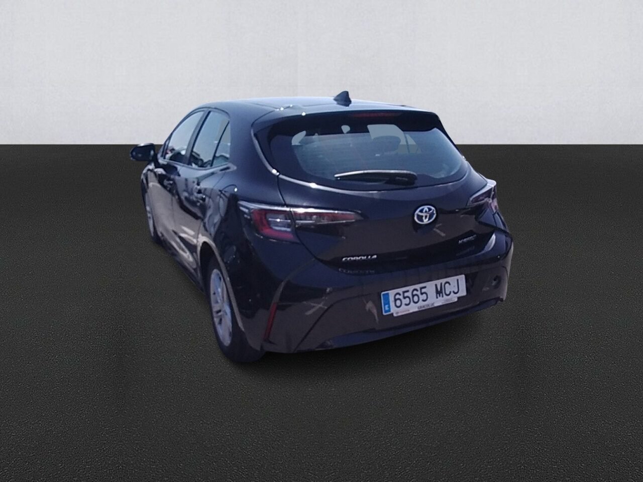 TOYOTA COROLLA 1.8 140H active tech ecvt