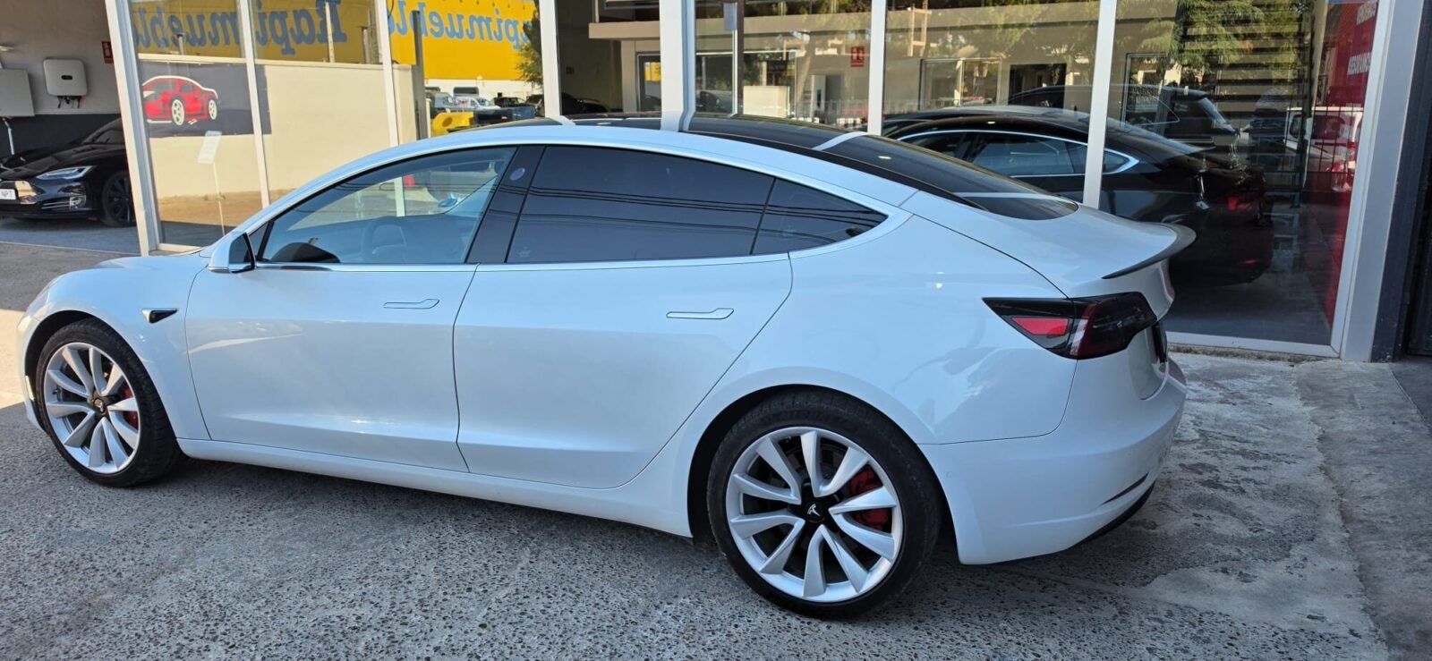 TESLA MODEL 3 gran autonomia AWD